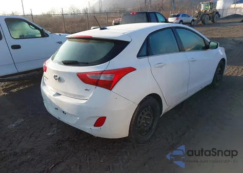 2017 Hyundai Elantra Gt z USA, uszkodzony, nr VIN KMHD35LH8HU375321